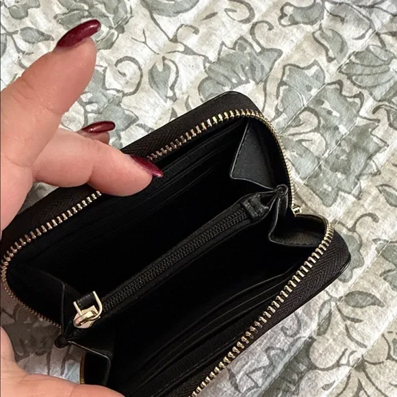 Kate Spade Tan and Black Leopard Wallet - Picture 2 of 2